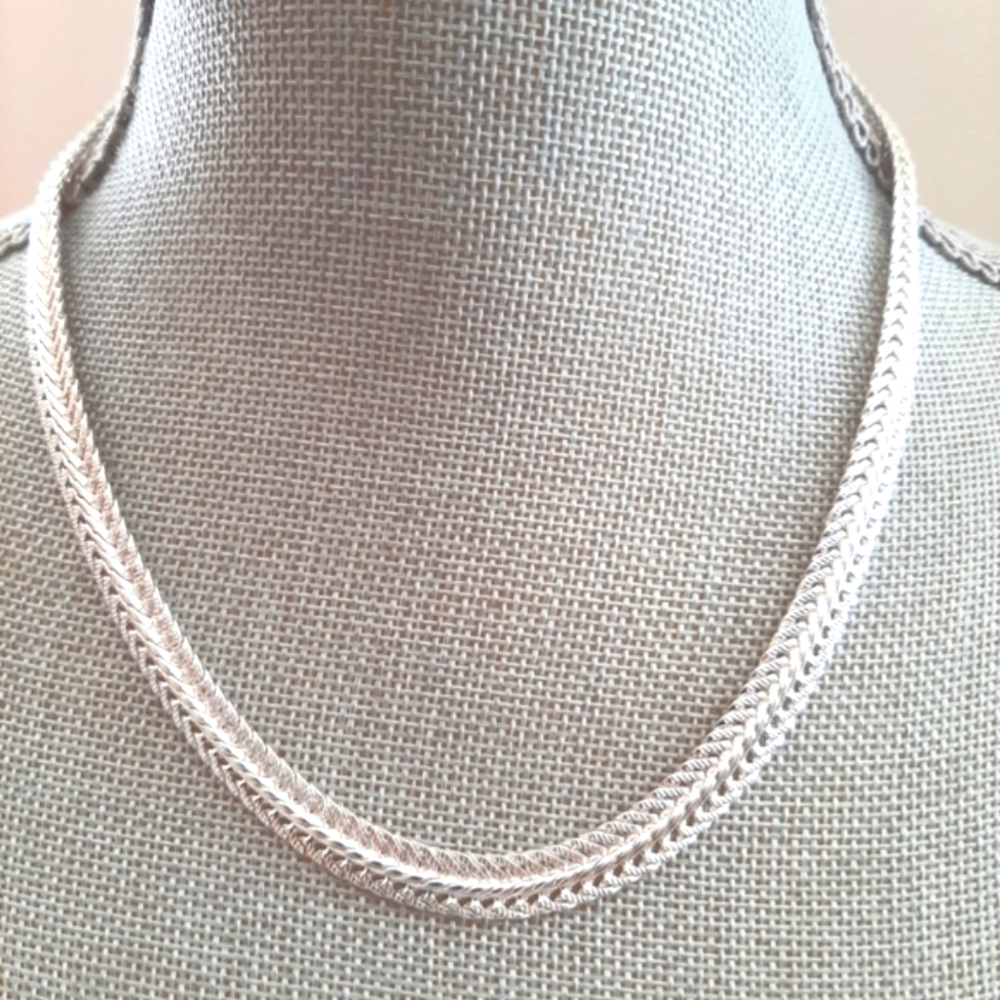 Sung Silver Necklace